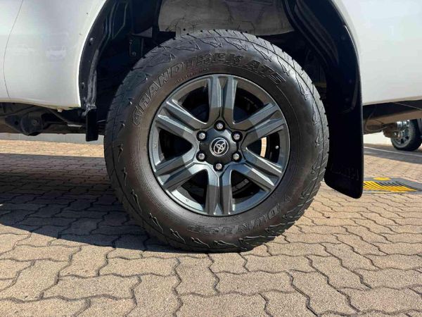 2023-Toyota-Hilux-24-GD-6-Raised-Body-Raider-Auto-Extended-Cab image:19