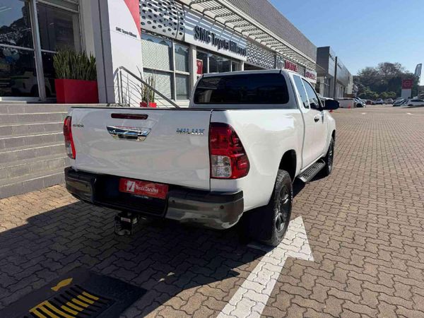 2023-Toyota-Hilux-24-GD-6-Raised-Body-Raider-Auto-Extended-Cab image:4