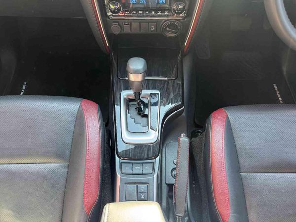 2024-Toyota-Fortuner-28-GD-6-4x4-Auto image:11
