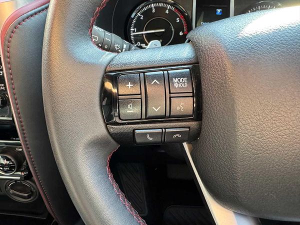 2024-Toyota-Fortuner-28-GD-6-4x4-Auto image:13