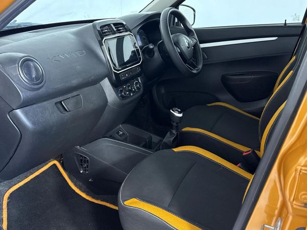 2023-Renault-Kwid-10-Climber image:8