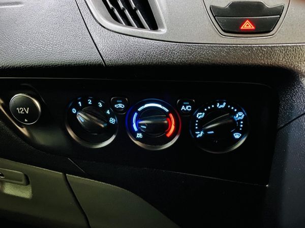 2021-Ford-Tourneo-Custom-22-TDCi-Trend-LWB-92kW image:18