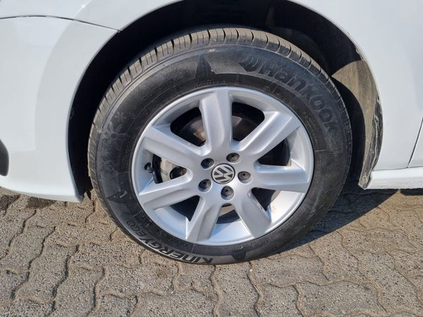 2026-Volkswagen-Polo-Vivo-16-Comfortline-Auto-5-dr image:13