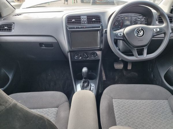 2026-Volkswagen-Polo-Vivo-16-Comfortline-Auto-5-dr image:3