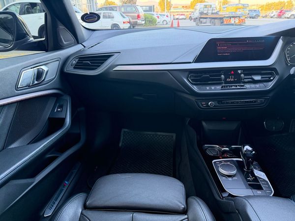 2021-BMW-1-Series-118i-M-Sport image:27