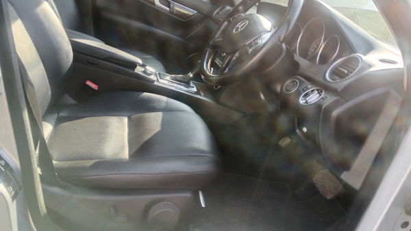 2011-Mercedes-Benz-C-Class-C-180-CGI-BE-Classic-Auto image:10