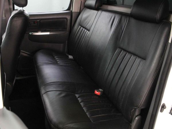 2014-Toyota-Hilux-30-D-4D-Raider-4x4-Double-Cab image:21
