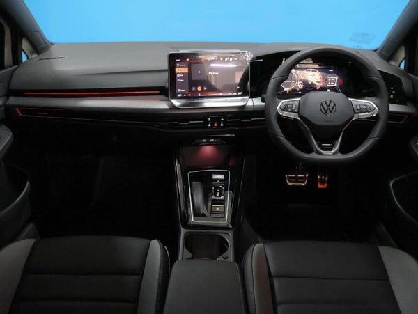 2025-Volkswagen-Golf-14-TSI-R-Line-Auto-110kw image:16