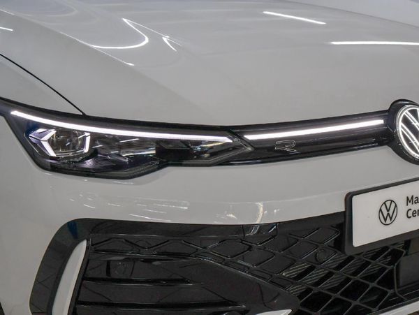2025-Volkswagen-Golf-14-TSI-R-Line-Auto-110kw image:6