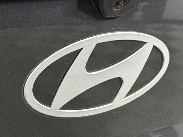 2024-Hyundai-Grand-i10-10-Motion image:11