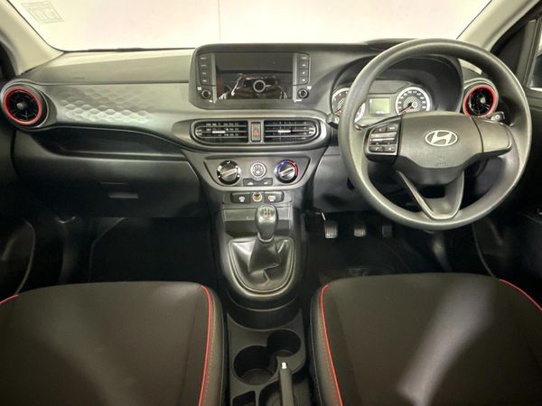 2024-Hyundai-Grand-i10-10-Motion image:1