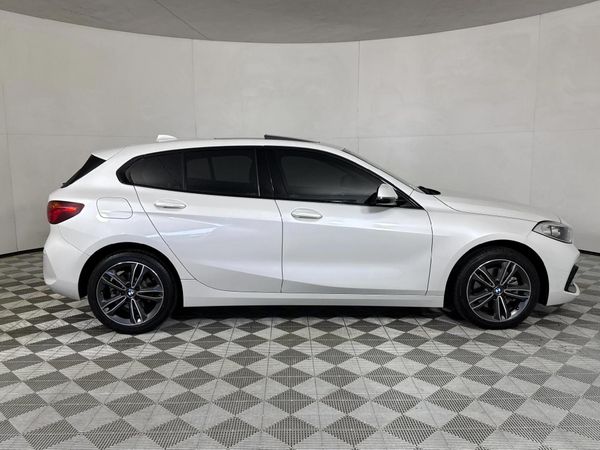 2020-BMW-1-Series-118i image:18