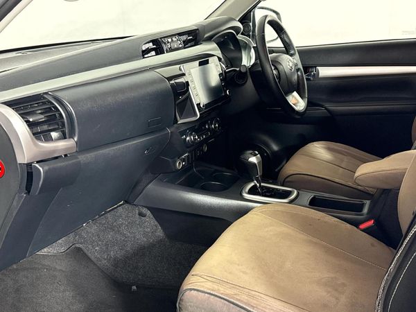 2020-Toyota-Hilux-28-GD-6-Raider-4x4-Auto-Double-Cab image:8