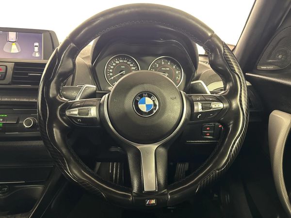 2015-BMW-1-Series-125i-5-dr-M-Sport-Auto image:11
