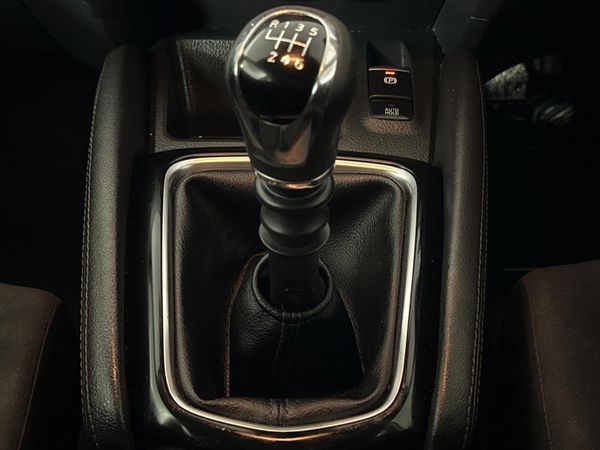 2021-Nissan-Qashqai-12T-Visia image:10
