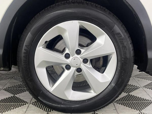 2021-Nissan-Qashqai-12T-Visia image:5
