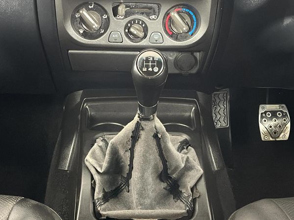 2015-GWM-Steed-5-22-MPi-Double-Cab image:10