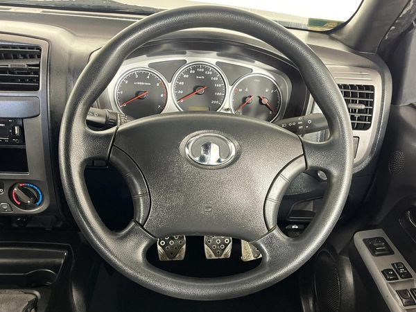 2015-GWM-Steed-5-22-MPi-Double-Cab image:11