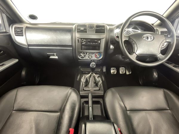 2015-GWM-Steed-5-22-MPi-Double-Cab image:1