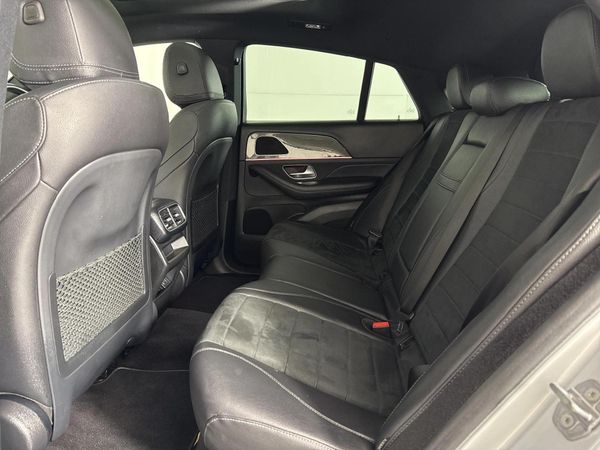 2020-Mercedes-Benz-GLE-Coupe-400d-4Matic image:3