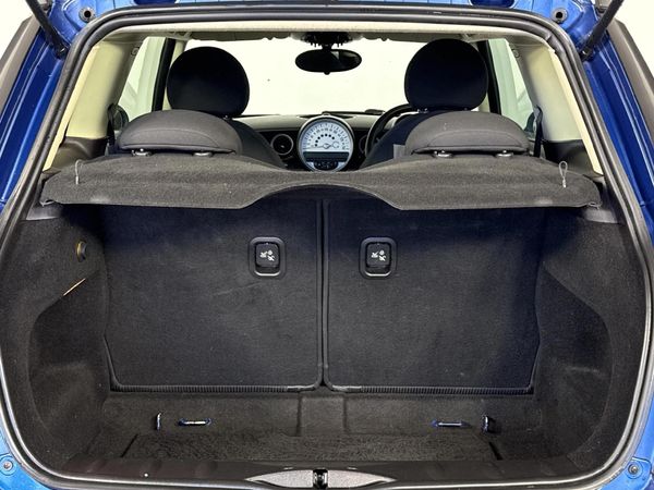 2012-MINI-Hatch-Cooper-S image:12
