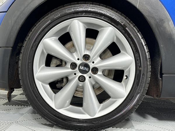 2012-MINI-Hatch-Cooper-S image:3