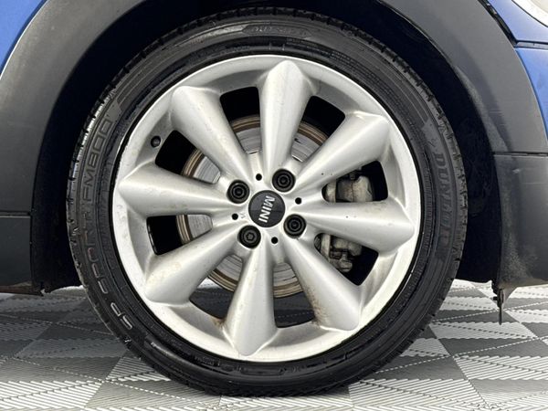 2012-MINI-Hatch-Cooper-S image:4