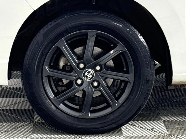 2022-Toyota-Agya-10-Auto image:4