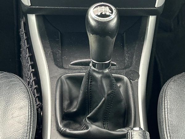 2005-Mercedes-Benz-A-Class-A-170-Avantgarde image:10