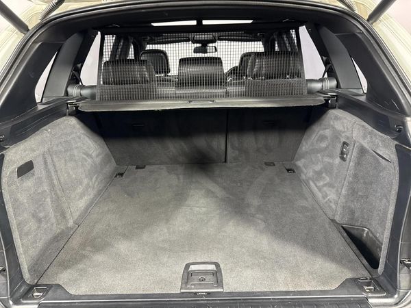 2012-BMW-X5-M50d image:16