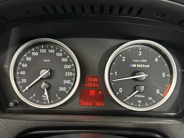 2012-BMW-X5-M50d image:2