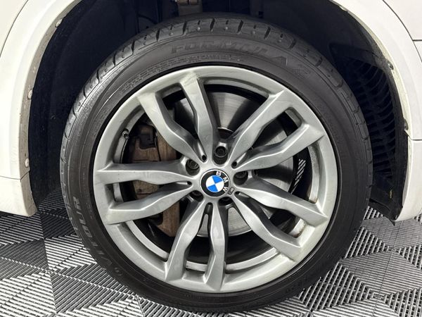 2012-BMW-X5-M50d image:5