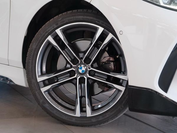 2023-BMW-1-Series-BMW-F40 image:9