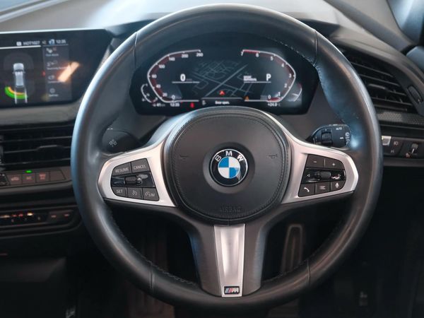2023-BMW-1-Series-BMW-F40 image:11