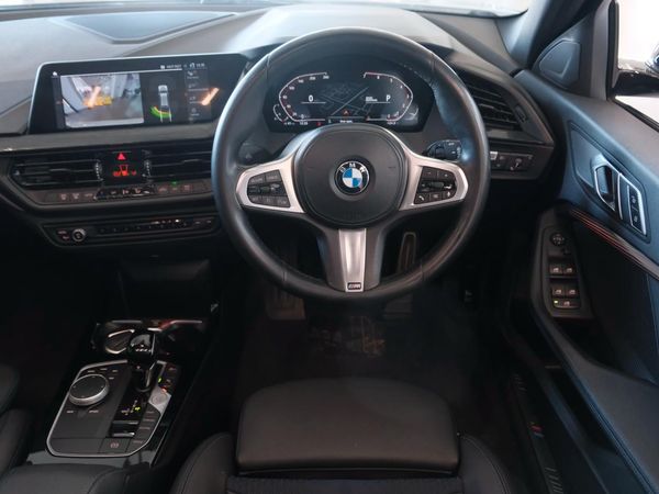 2023-BMW-1-Series-BMW-F40 image:15