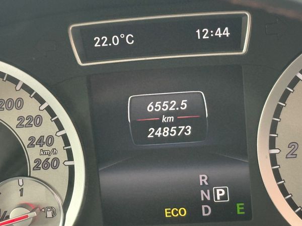 2014-Mercedes-Benz-A-Class-A-220-CDI-BE-AMG-Sport-Auto image:10