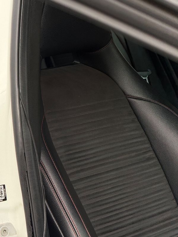 2014-Mercedes-Benz-A-Class-A-220-CDI-BE-AMG-Sport-Auto image:15