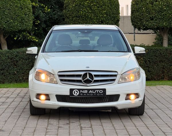 2010-Mercedes-Benz-C-Class-C-180K-BE-Avantgarde-Auto image:1