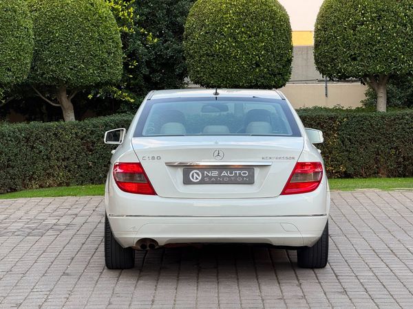 2010-Mercedes-Benz-C-Class-C-180K-BE-Avantgarde-Auto image:4