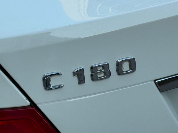 2010-Mercedes-Benz-C-Class-C-180K-BE-Avantgarde-Auto image:6