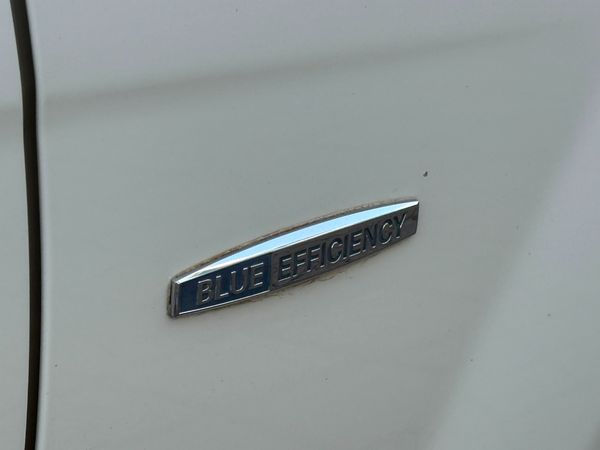 2010-Mercedes-Benz-C-Class-C-180K-BE-Avantgarde-Auto image:7
