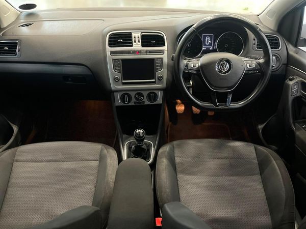 2017-Volkswagen-Polo-12-TSI-Highline-81kW image:9