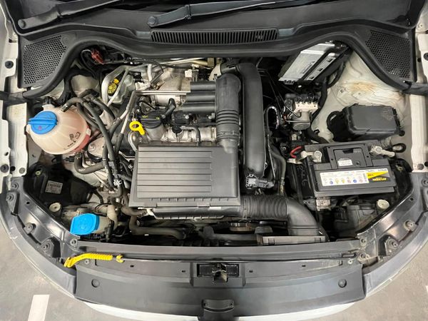 2017-Volkswagen-Polo-12-TSI-Highline-81kW image:12