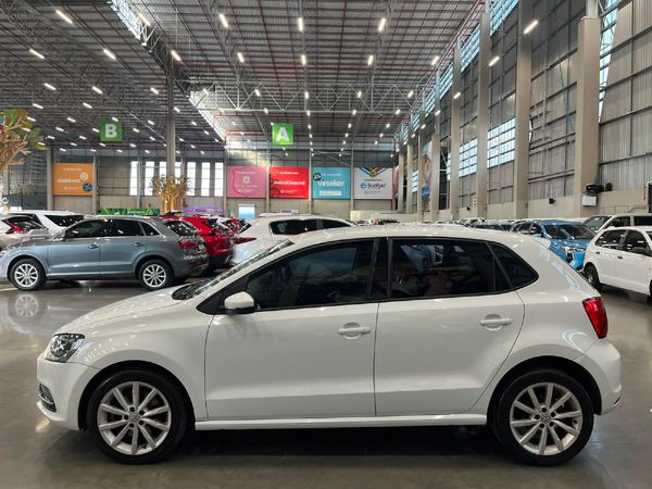 2017-Volkswagen-Polo-12-TSI-Highline-81kW image:5