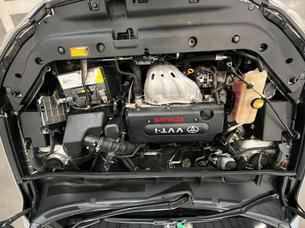 2009-Toyota-RAV4-20-VX-Auto image:9