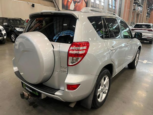 2009-Toyota-RAV4-20-VX-Auto image:6