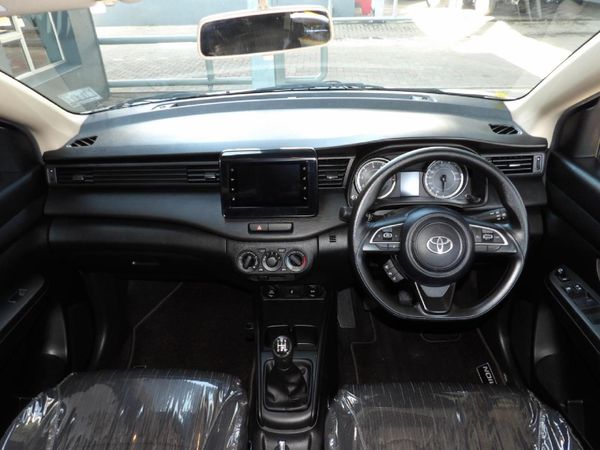 2026-Toyota-Rumion-15-SX image:10