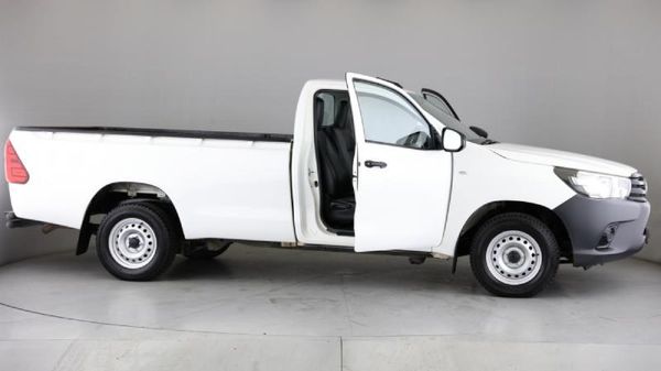 2024-Toyota-Hilux-24-GD-Single-Cab image:4