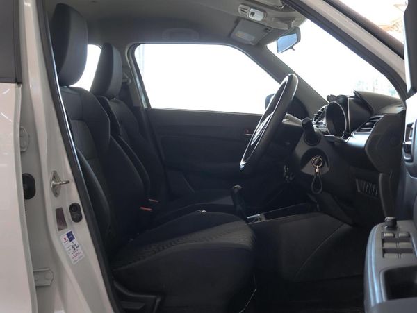 2018-Suzuki-Swift-12-GL image:13