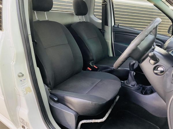 2021-Nissan-NP200-16-AC-Safety-Pack image:19